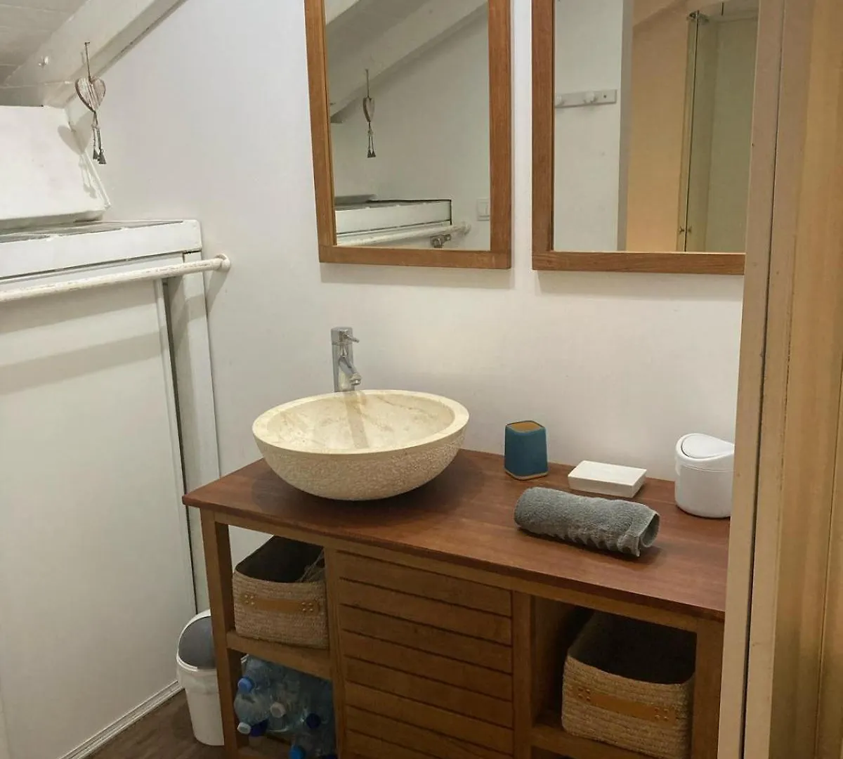 Appart vue mer 7/9p, accès direct plage et piscine Seze